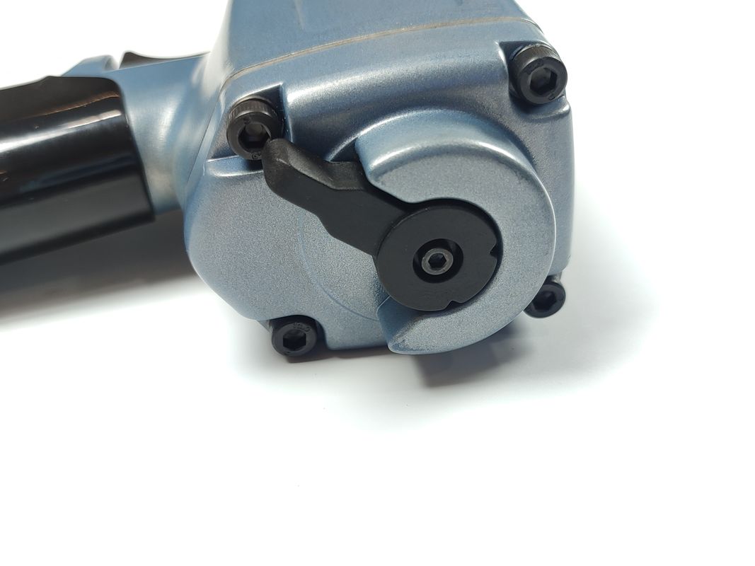 7200 Rpm ছোট এয়ার ইমপ্যাক্ট ড্রাইভার 3/8 ইঞ্চি মিনি নল আকার 1.7kg ওজন